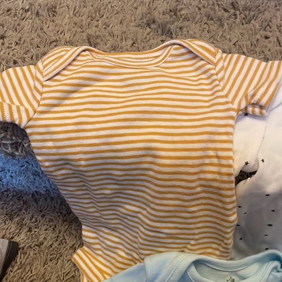 YOU CAN DO THIS DAD  3-6 Month Onesies Lot of 5 - Picture 4 of 11